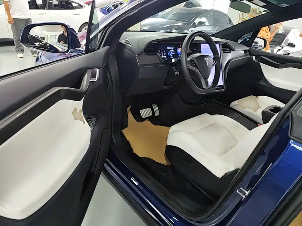Tesla Model X — фотографии объявления, Фото 16