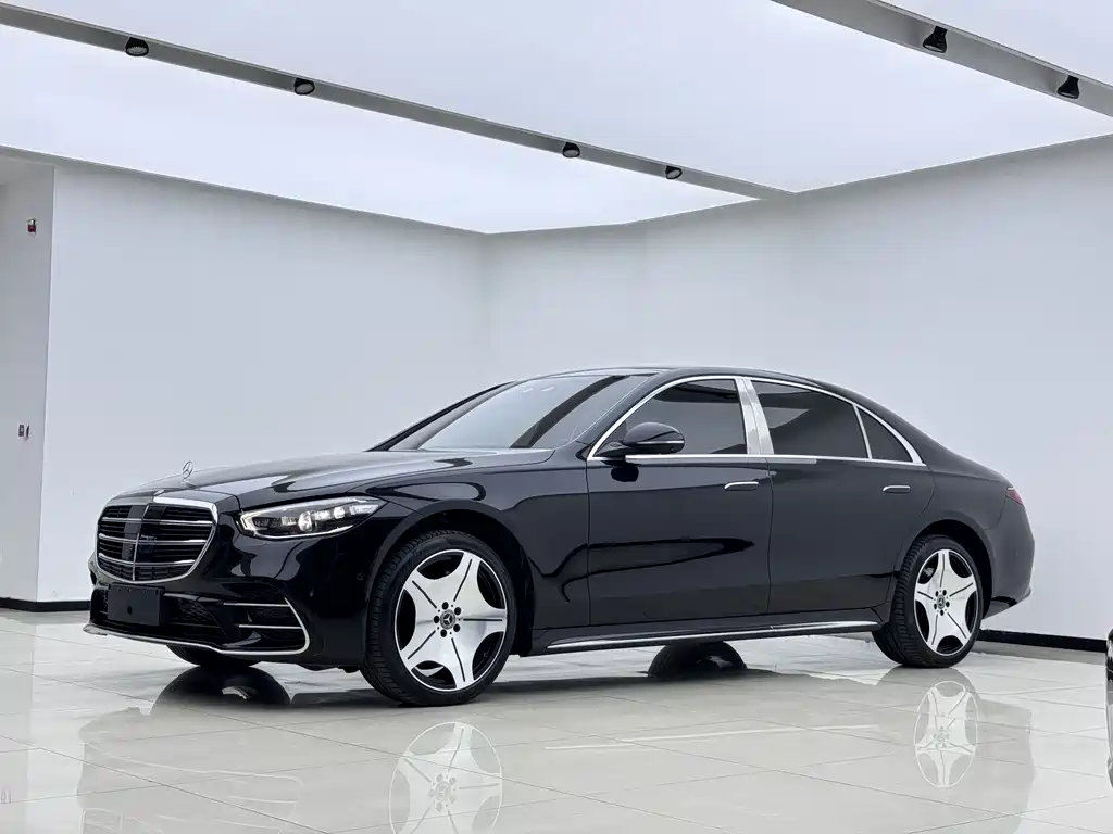 Mercedes-Benz S-Class 2023