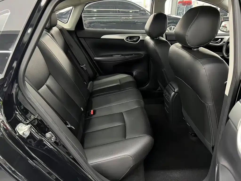 Nissan Sylphy — миниатюра 7