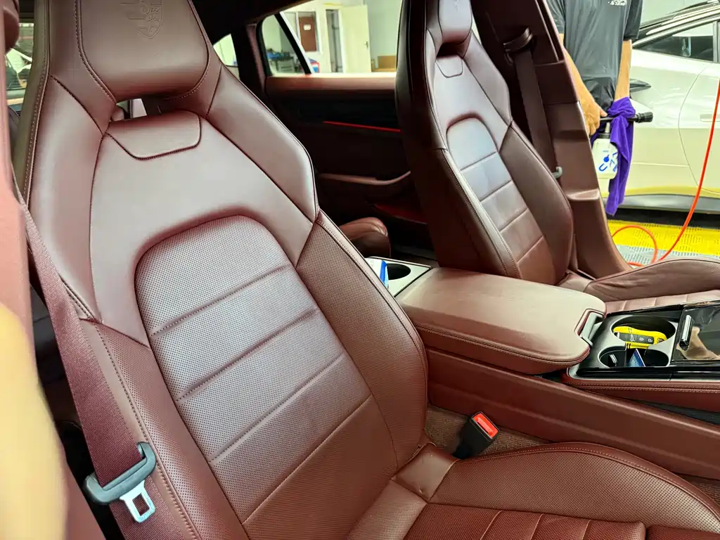 Porsche Panamera — миниатюра 8