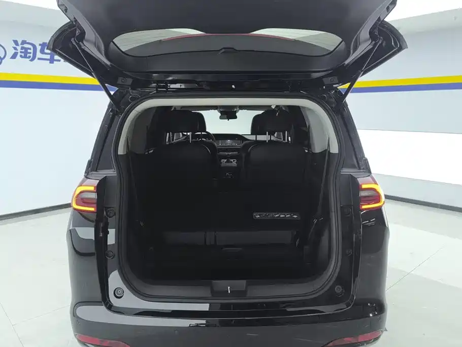 GAC Motor Trumpchi M6 — миниатюра 4