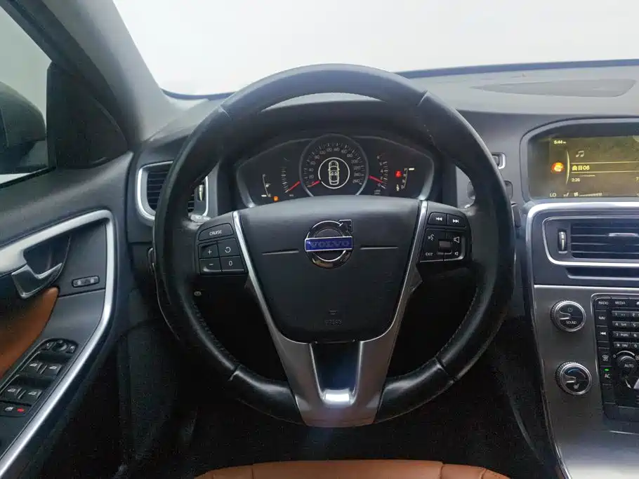Volvo S60 — миниатюра 15
