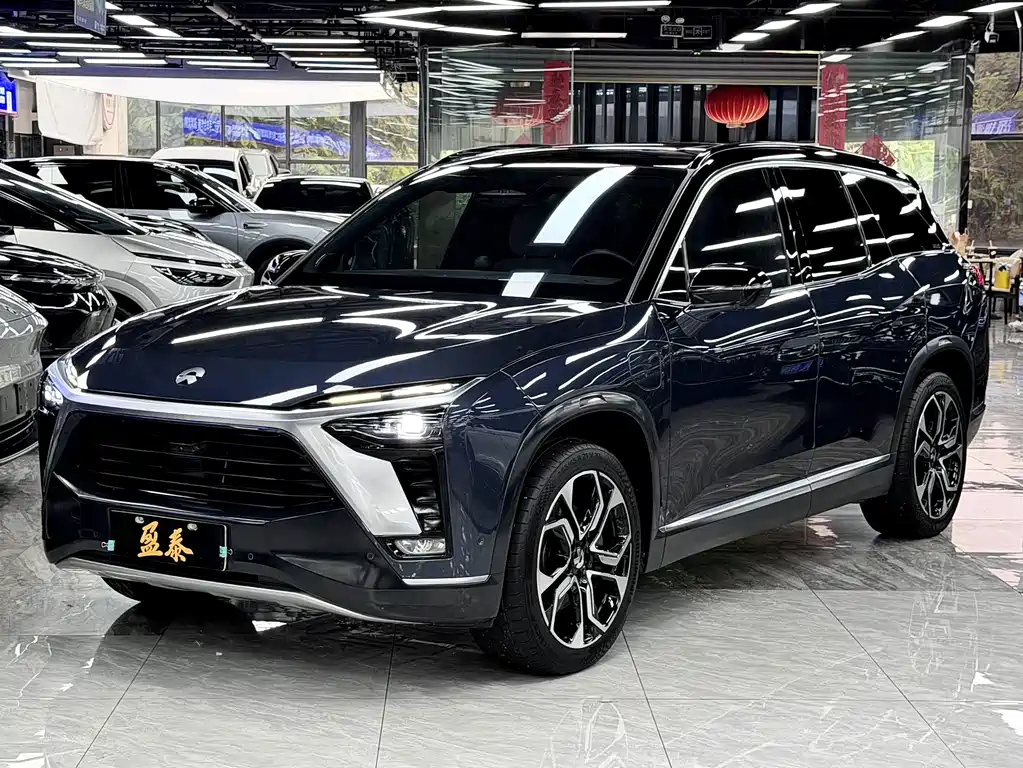 NIO ES8