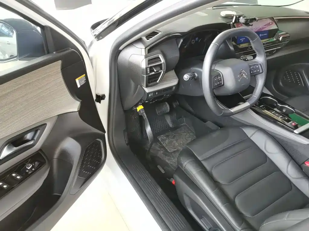 Citroen C5 X — миниатюра 16