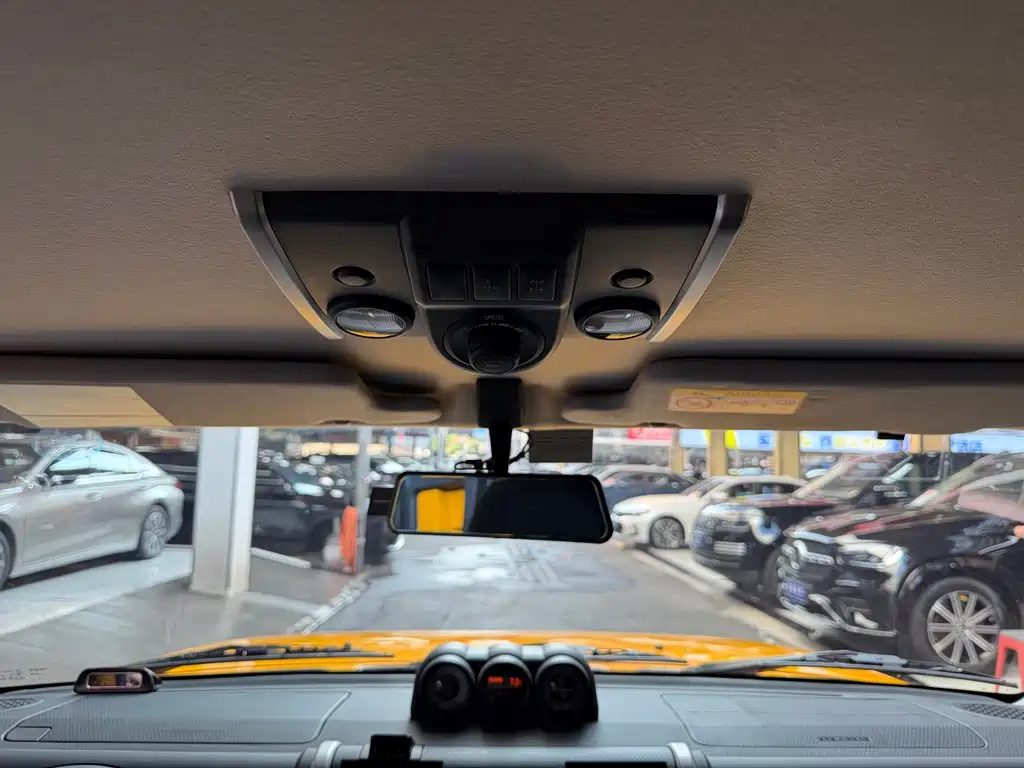 Toyota FJ Cruiser — миниатюра 12