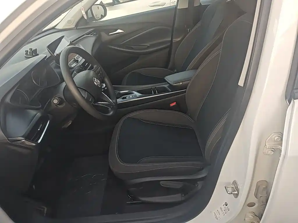 Buick Verano — миниатюра 15