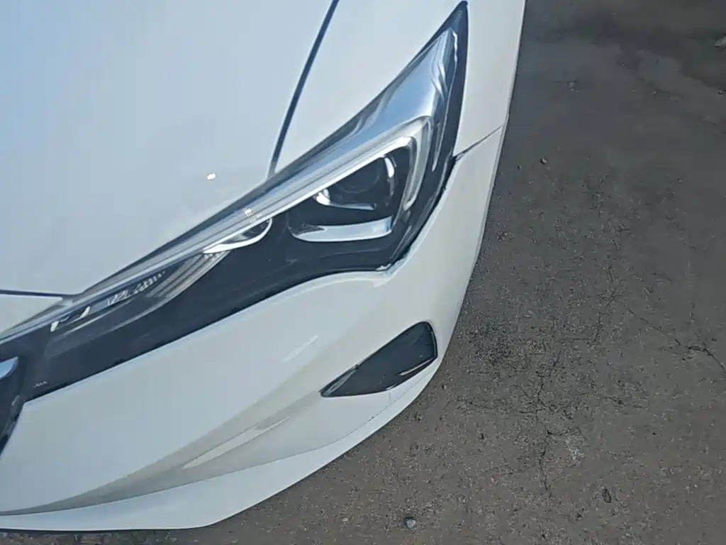 Buick Verano — миниатюра 24