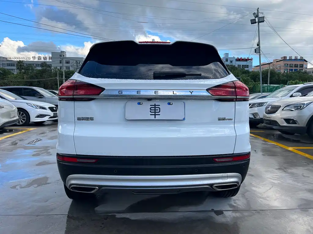 Geely Boyue — миниатюра 6