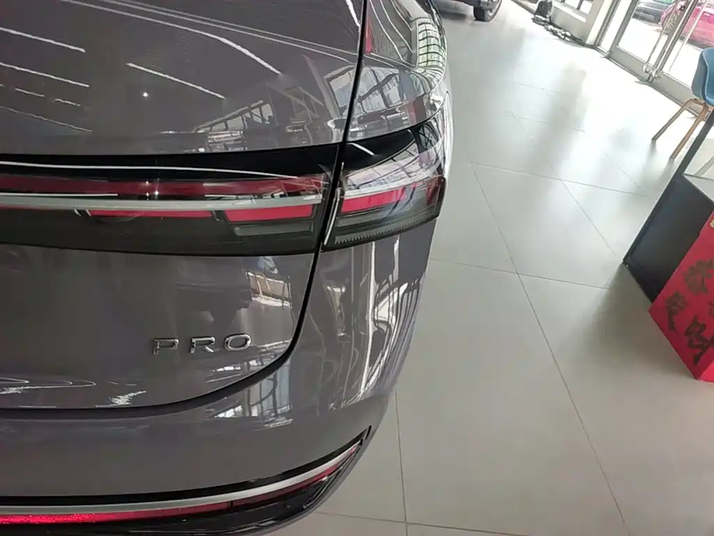 Volkswagen Passat — миниатюра 8