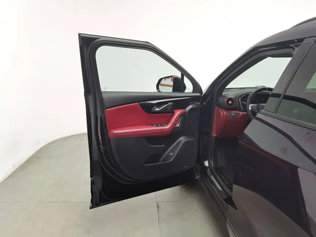 Chevrolet Blazer — миниатюра 8