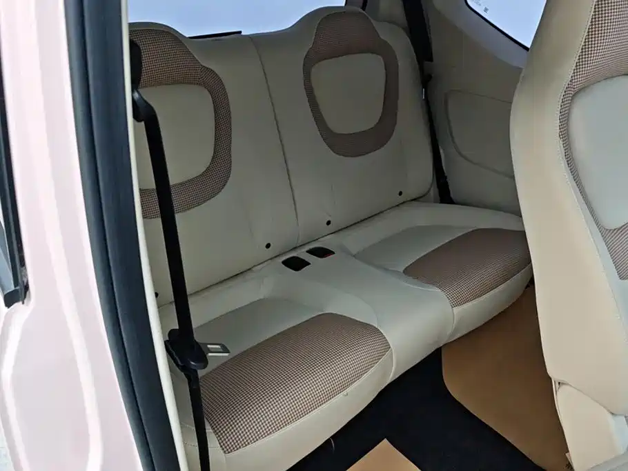 Wuling MINIEV — миниатюра 11