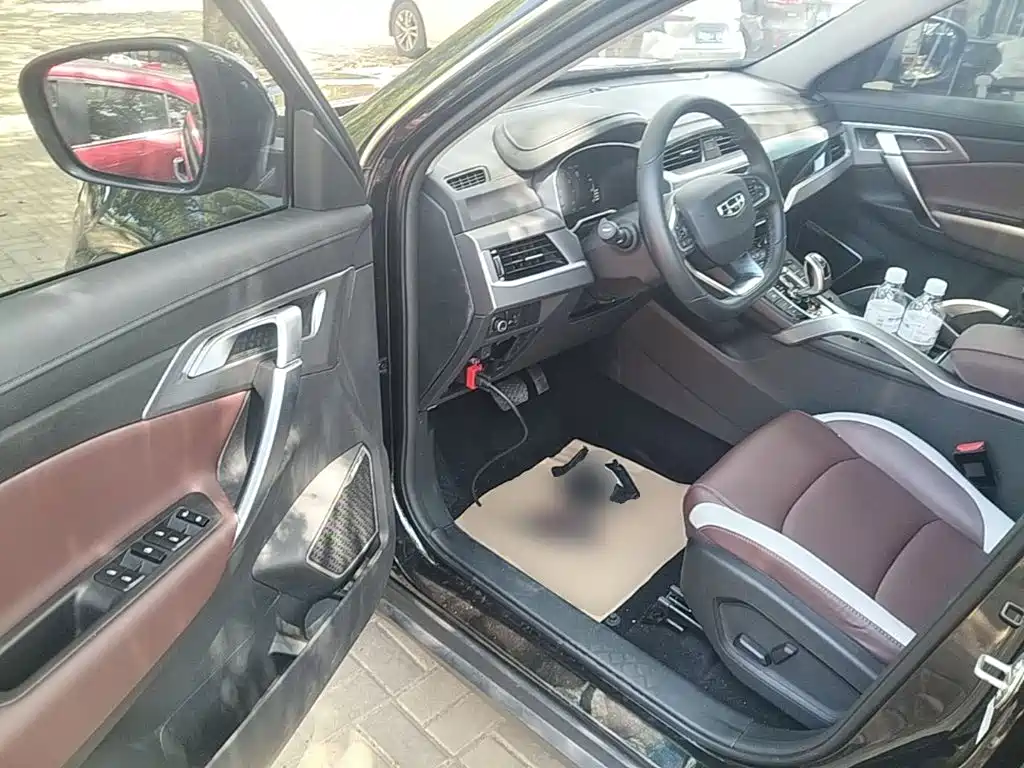 Geely Boyue — миниатюра 16