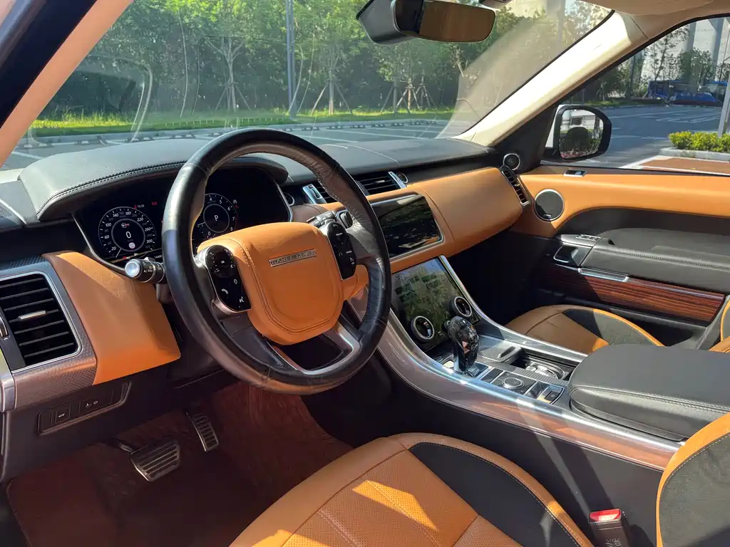 Land Rover Range Rover Sport 2020 3.0 L6 SE