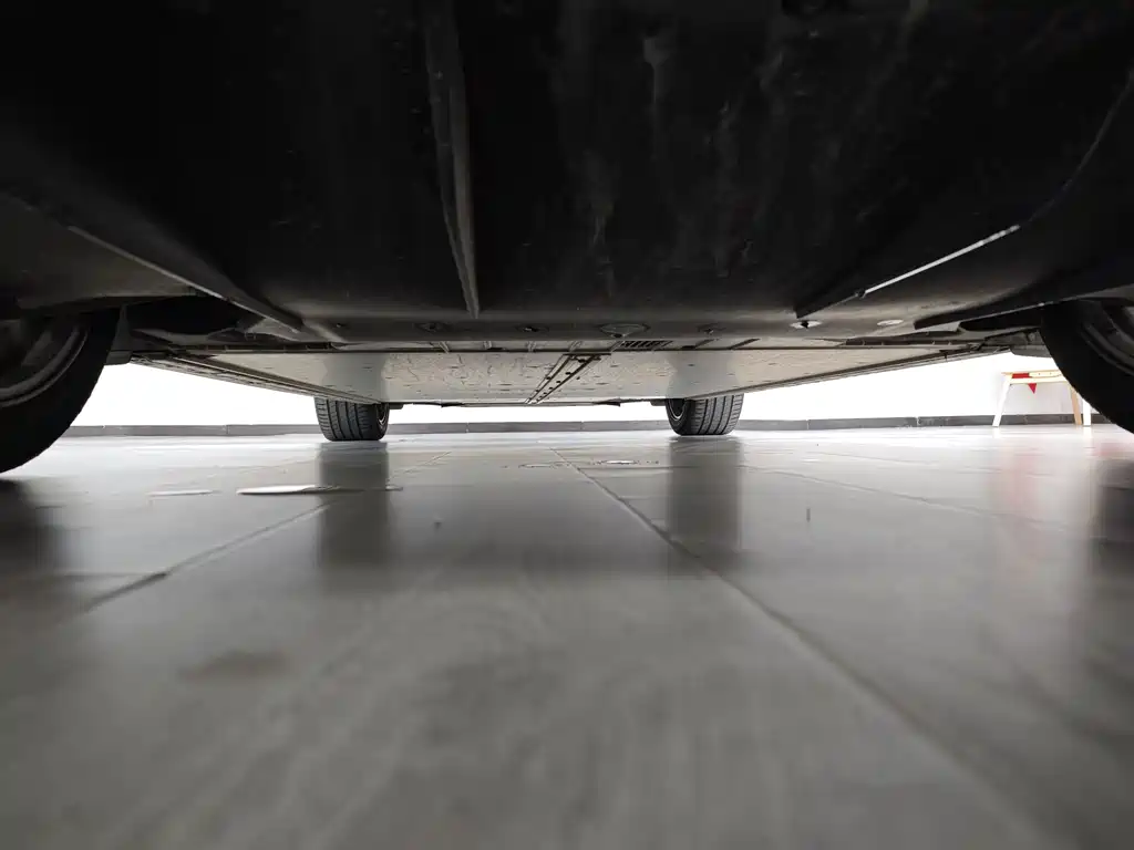 Tesla Model X — миниатюра 47