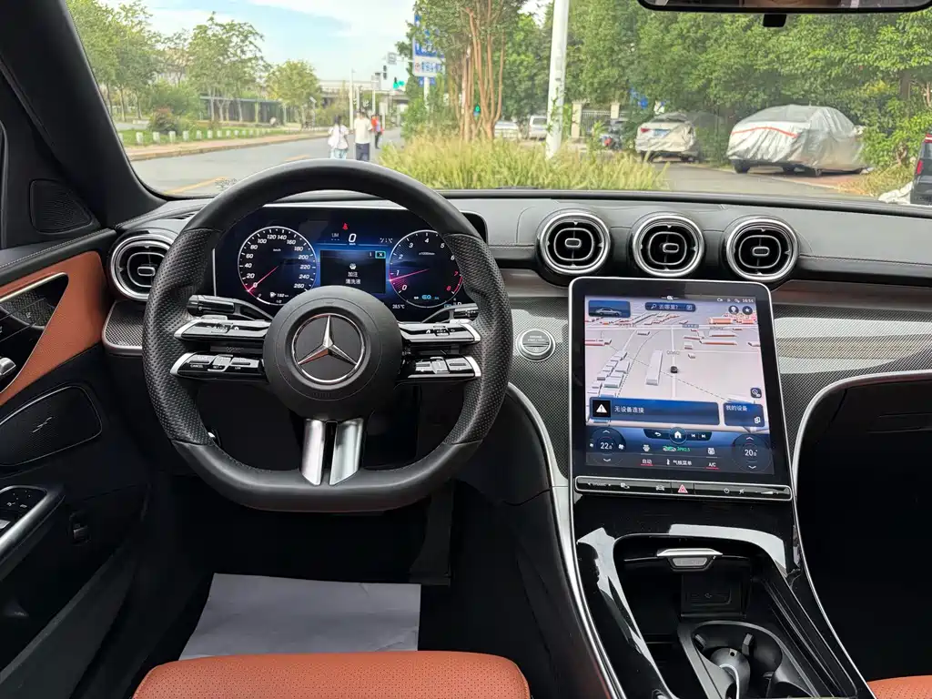 Mercedes-Benz C-Class — миниатюра 11