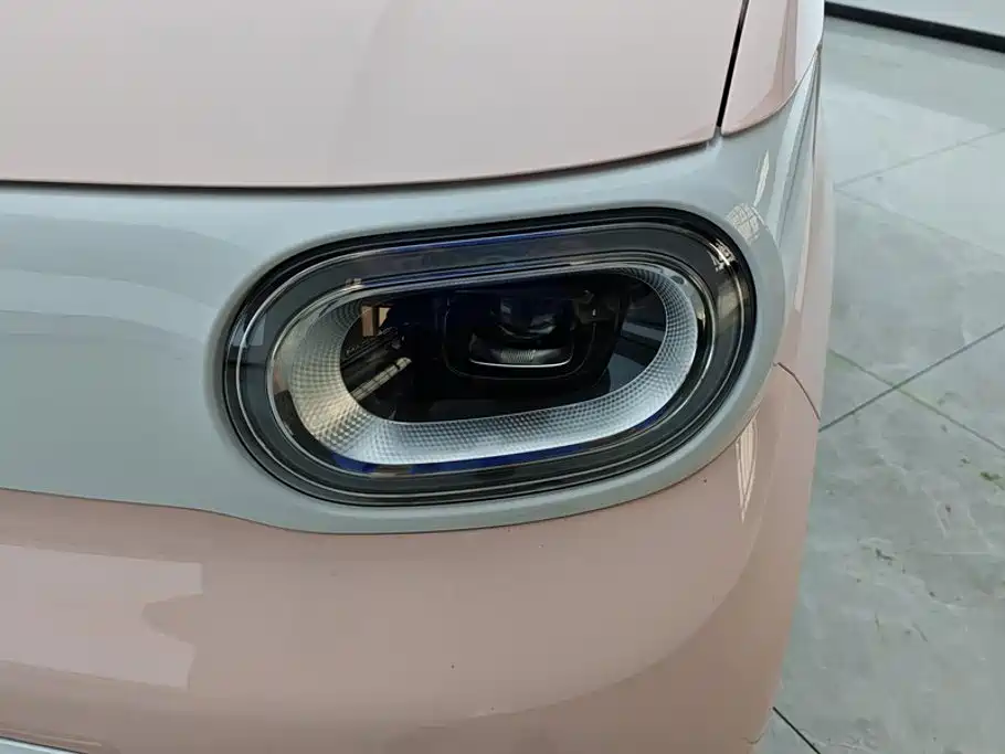 Wuling MINIEV — миниатюра 5