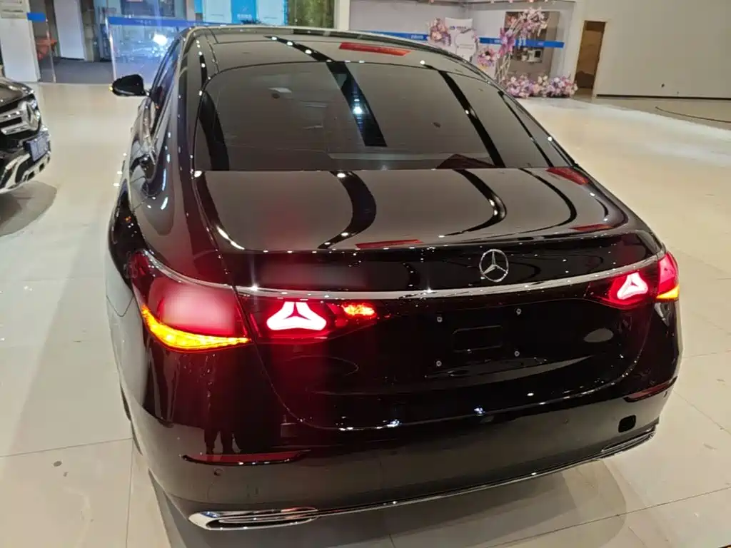 Mercedes-Benz E-Class New Energy — миниатюра 6