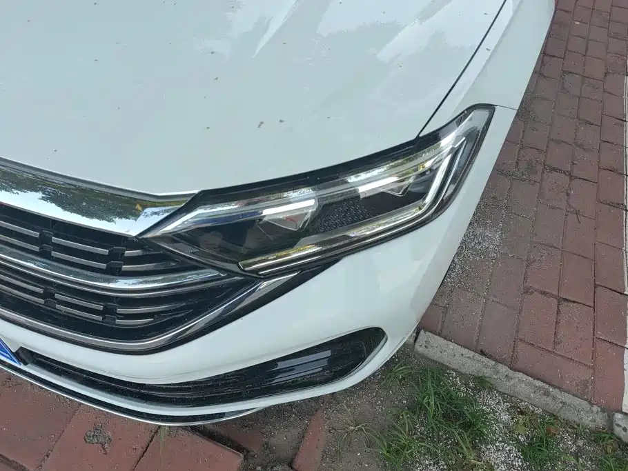 Volkswagen Sagitar — миниатюра 5