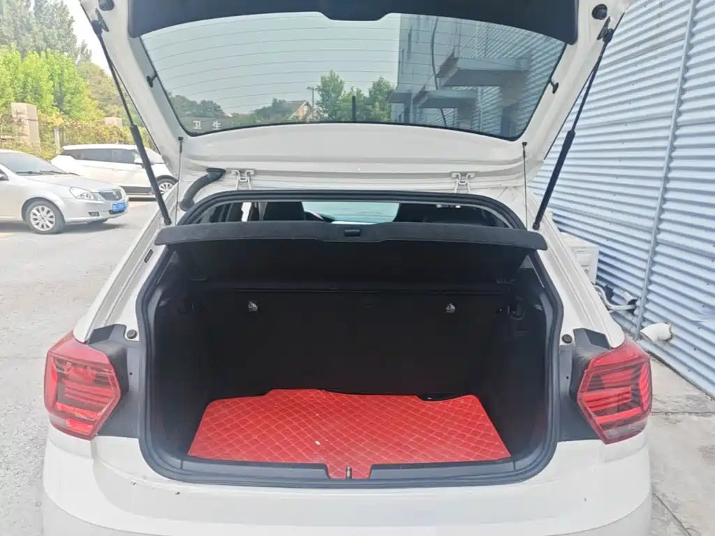 Volkswagen Polo — миниатюра 19