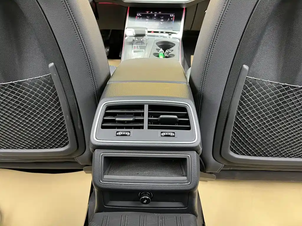 Audi A6 (Import) — миниатюра 34