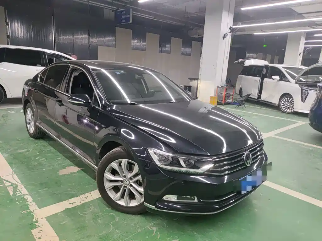 Volkswagen Magotan — миниатюра 2