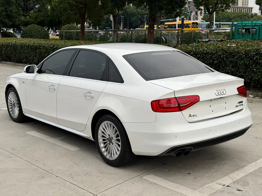 Audi A4L — миниатюра 4