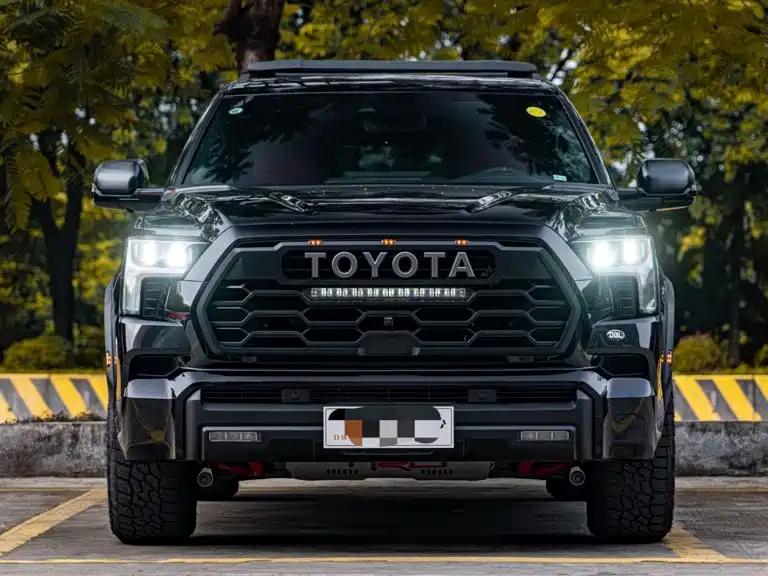 Toyota Sequoia — миниатюра 2