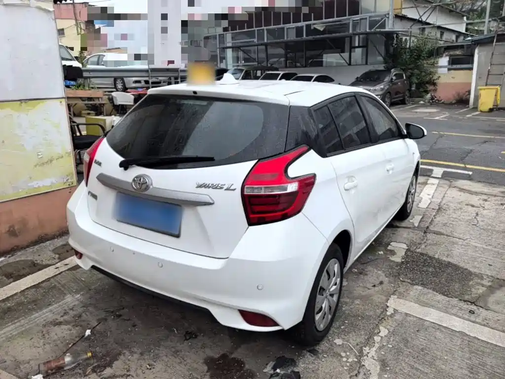Toyota Yaris L — миниатюра 7