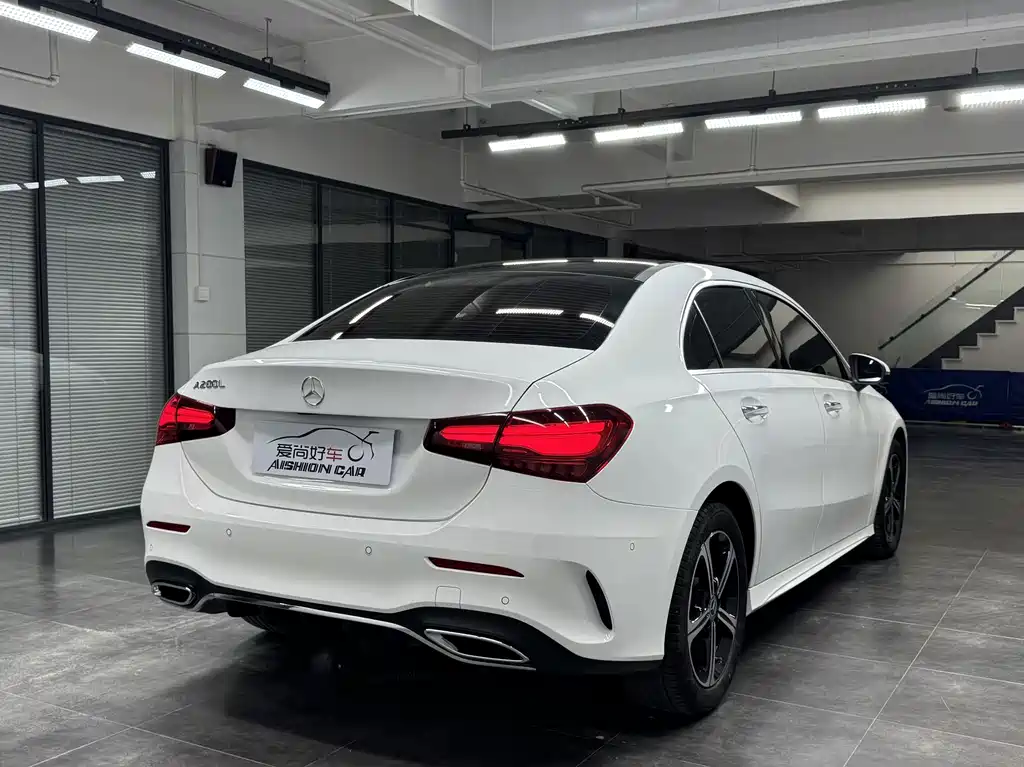 Mercedes-Benz A-Class — миниатюра 7
