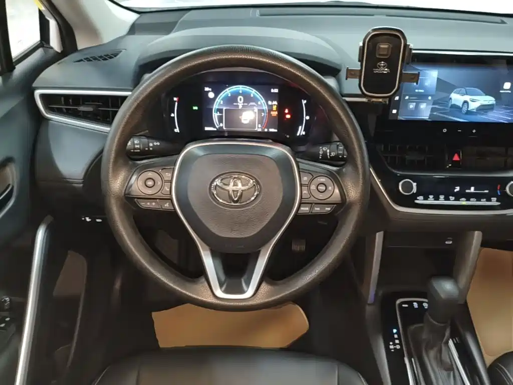 Toyota Frontlander — миниатюра 11