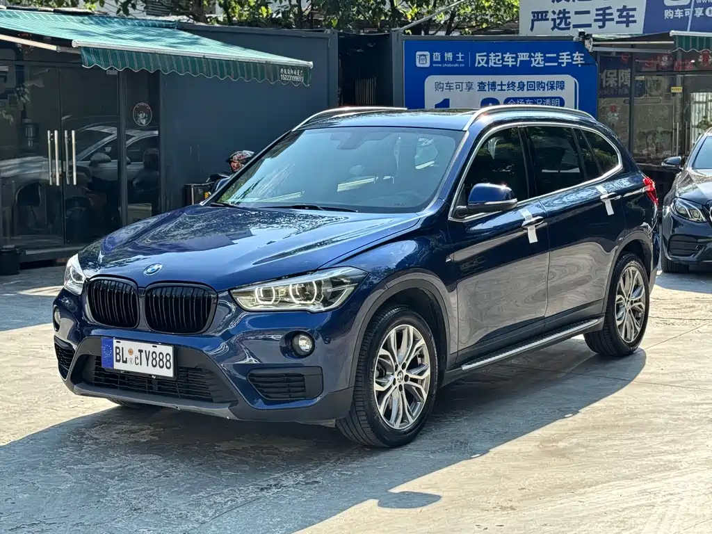 BMW X1