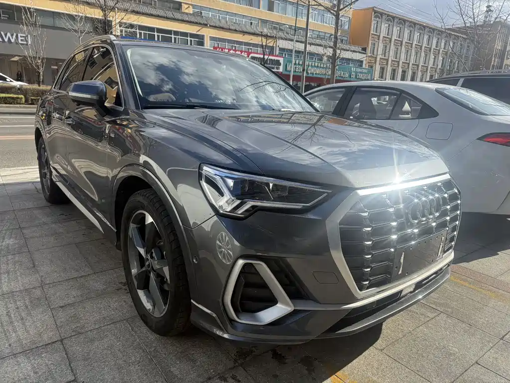 Audi Q3 2022