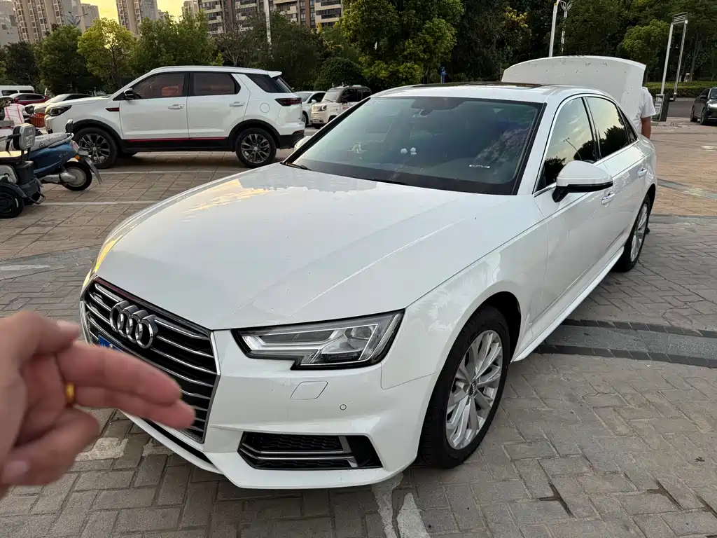 Audi A4L