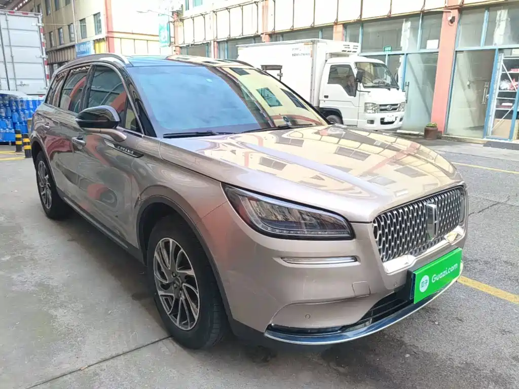 Lincoln Corsair — миниатюра 4