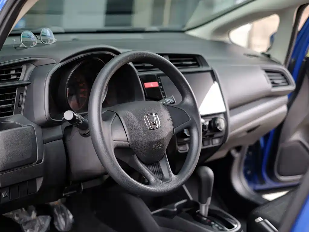 Honda Fit — миниатюра 26