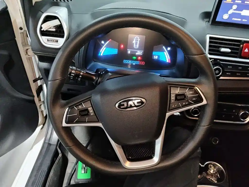 JAC JAC iEV6E — миниатюра 11