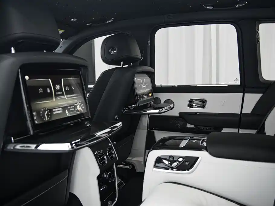 Rolls-Royce Cullinan — фотографии объявления, Фото 11