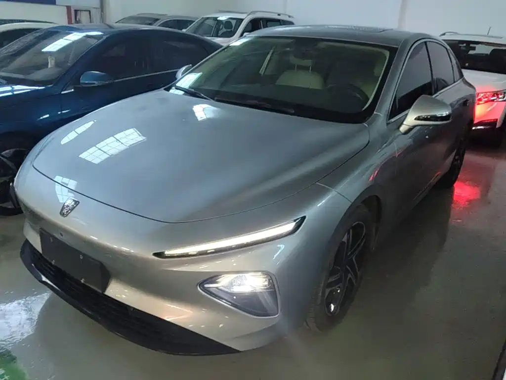 Roewe D7