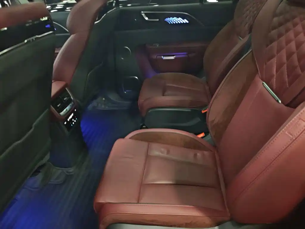 Hongqi Hongqi E-HS9 — миниатюра 17