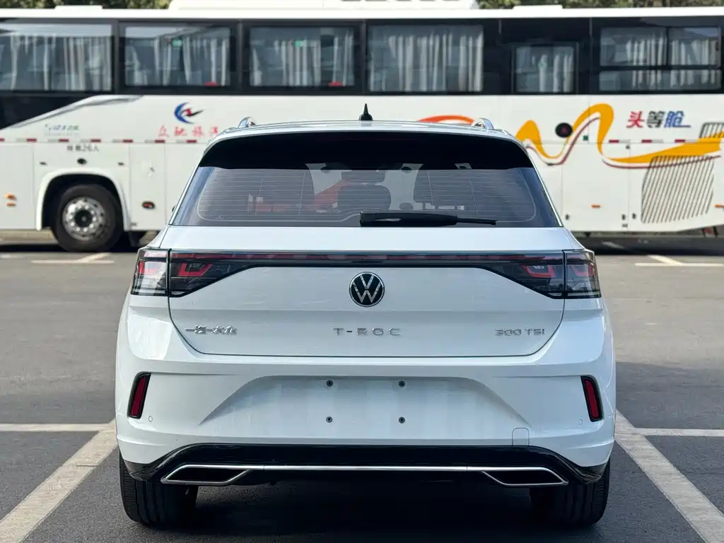 Volkswagen T-Roc — миниатюра 11