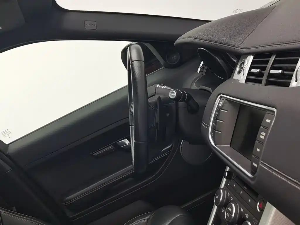 Land Rover Evoque (Import) — миниатюра 22