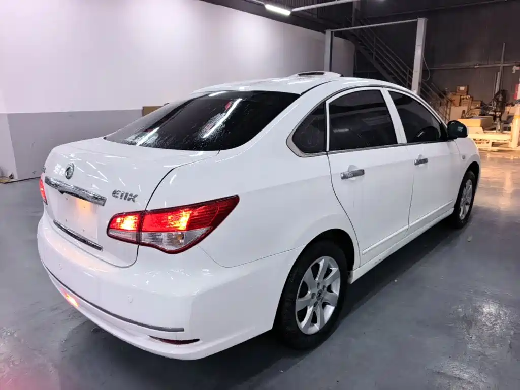 Dongfeng E11K — миниатюра 7
