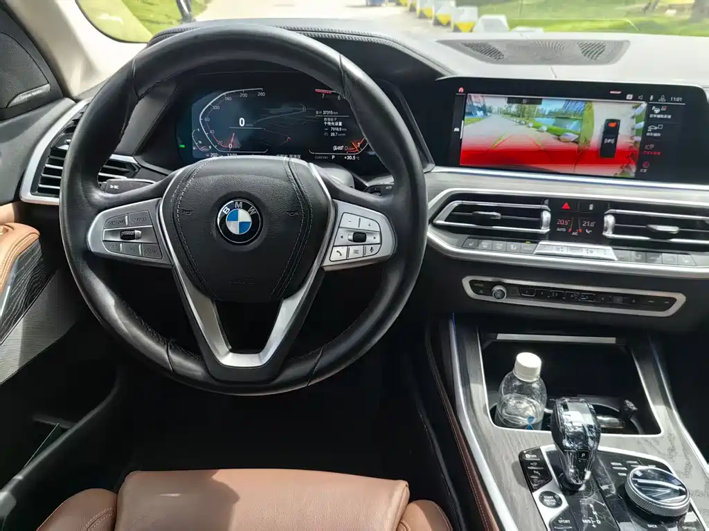 BMW X7 — миниатюра 7