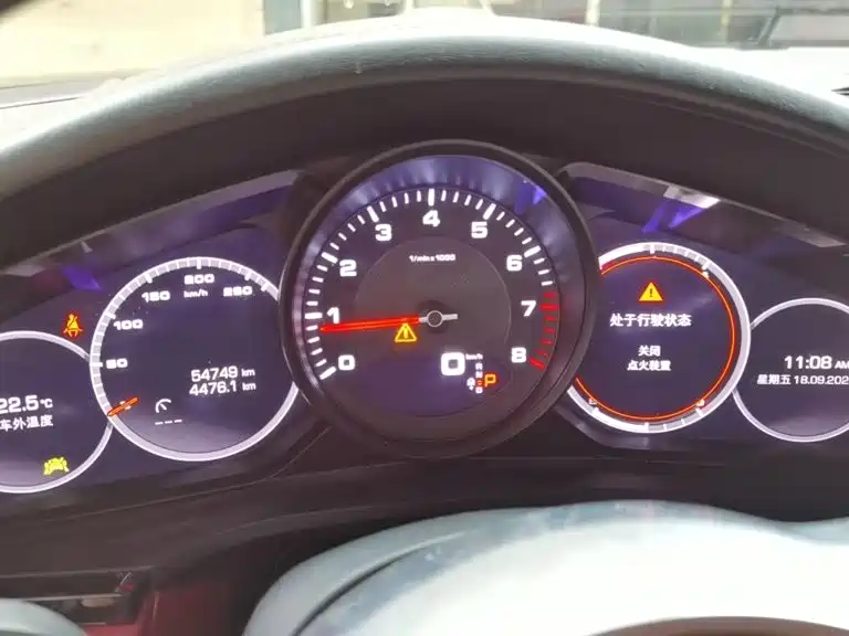 Porsche Cayenne — миниатюра 4