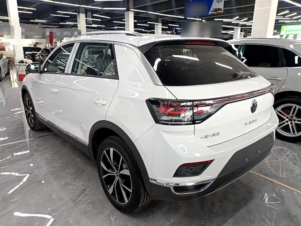 Volkswagen T-Roc 2025 280TSI DSG