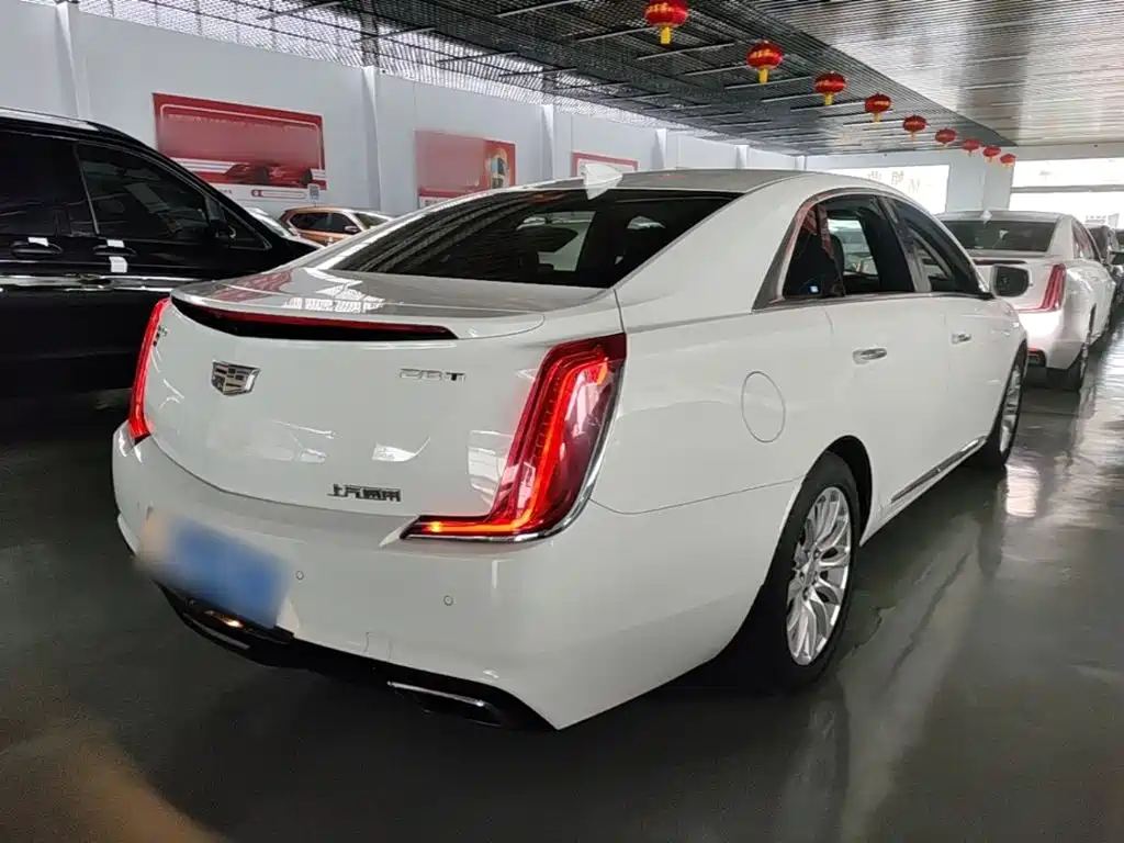 Cadillac XTS — миниатюра 7