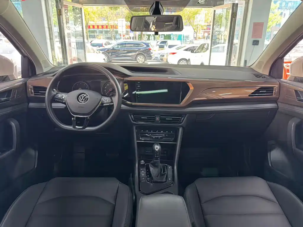 Volkswagen Tharu — миниатюра 9