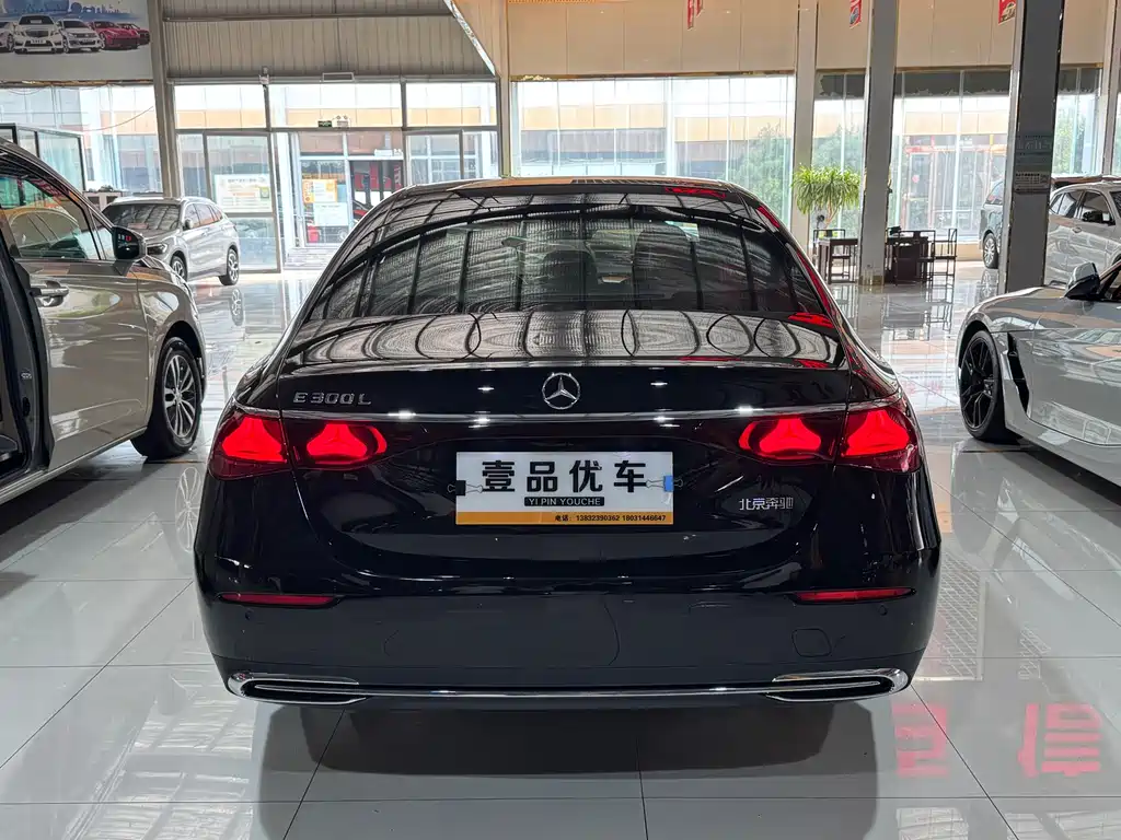 Mercedes-Benz E-Class — миниатюра 26