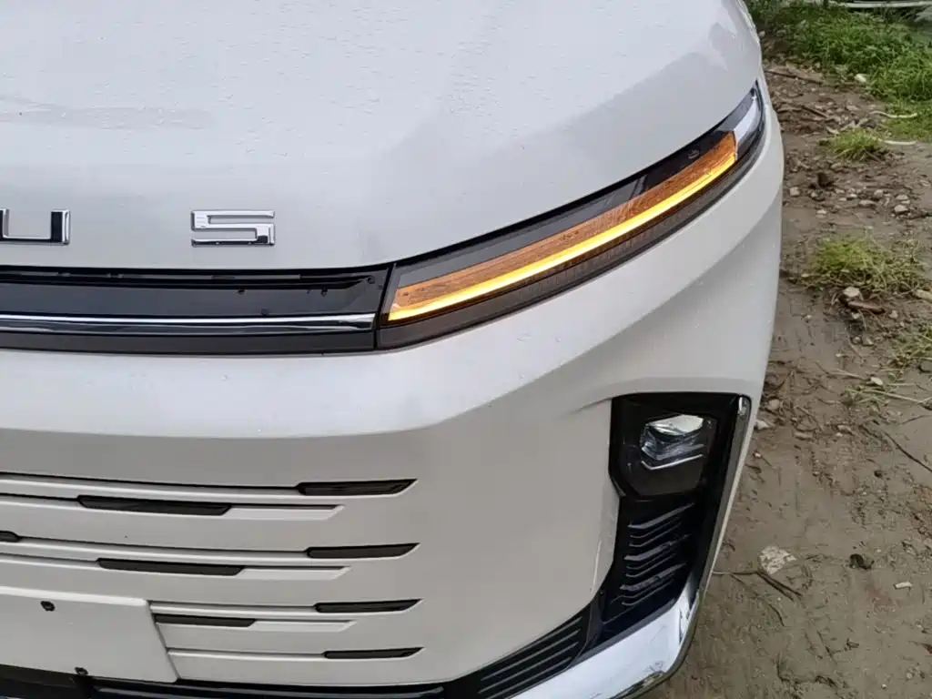 MAXUS G50 PHEV — миниатюра 24
