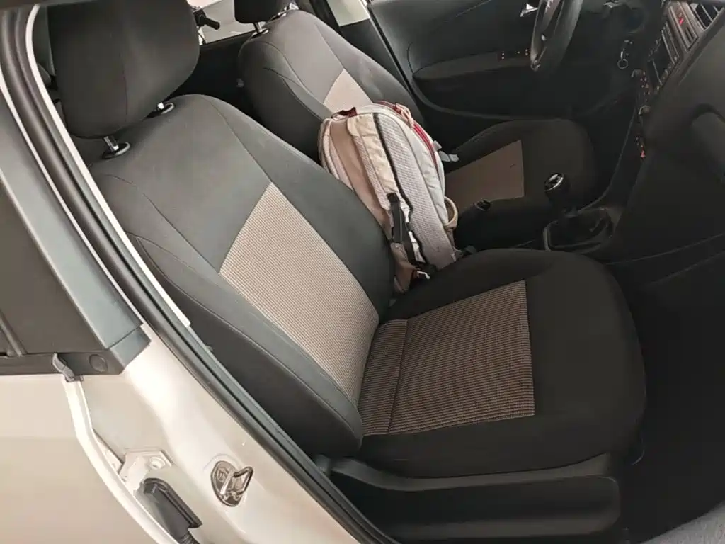 Volkswagen Polo — миниатюра 25